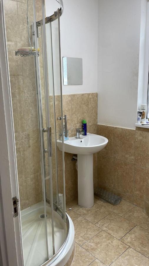 305 High Town Road Hostel Luton  Luaran gambar