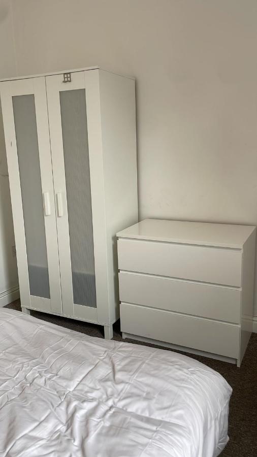305 High Town Road Hostel Luton  Luaran gambar