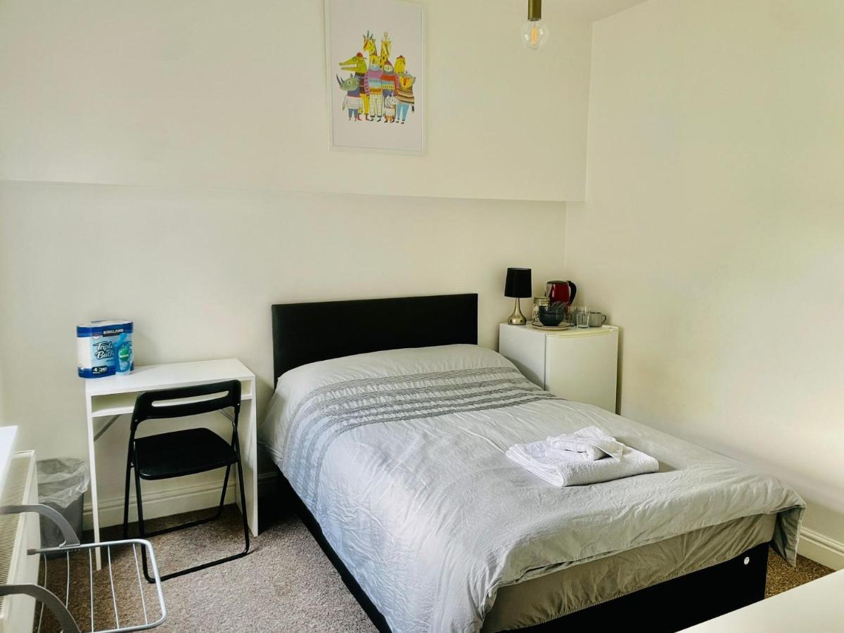 305 High Town Road Hostel Luton  Luaran gambar